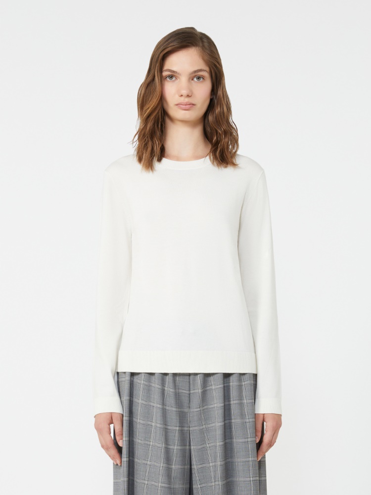 - Max Mara