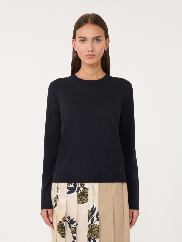 - Max Mara