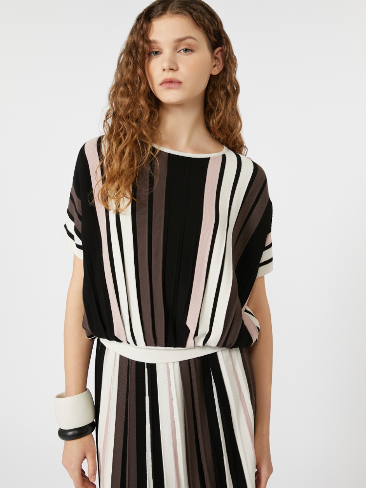  - Max Mara