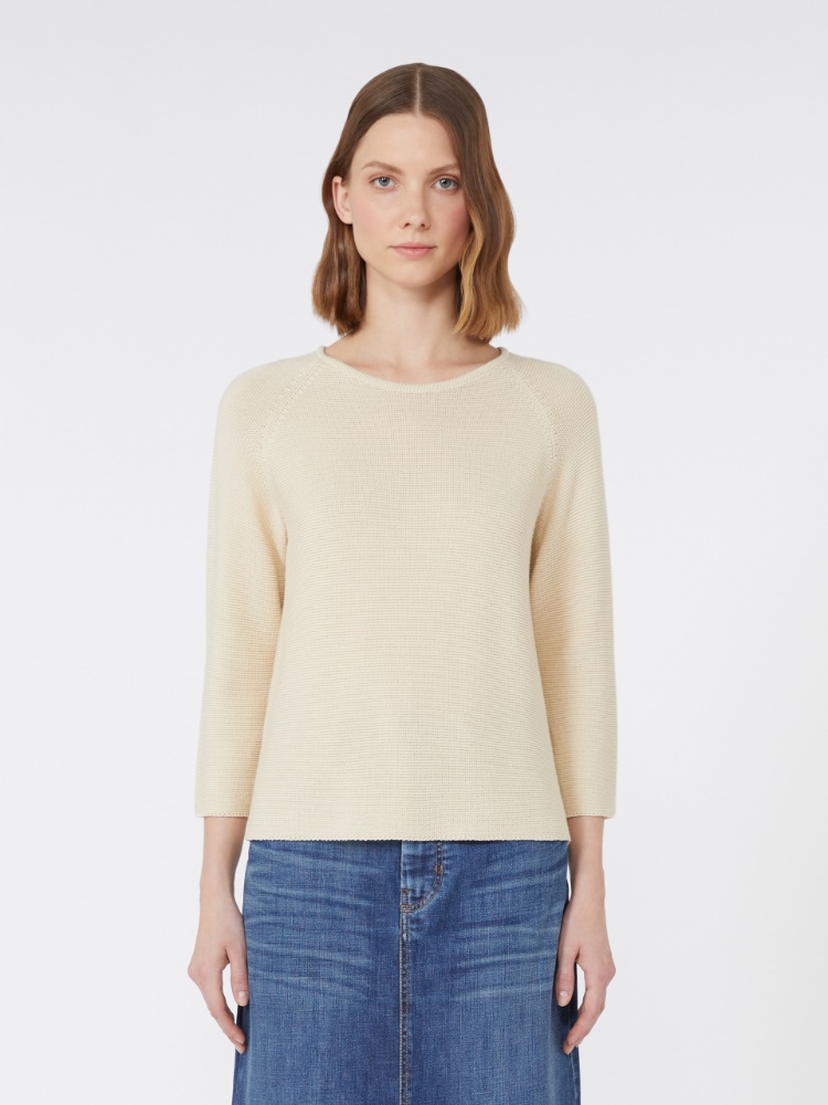  - Max Mara