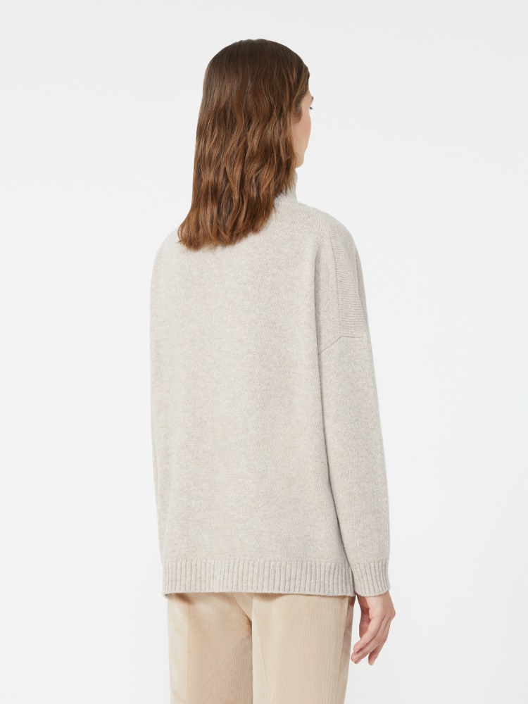 - Max Mara