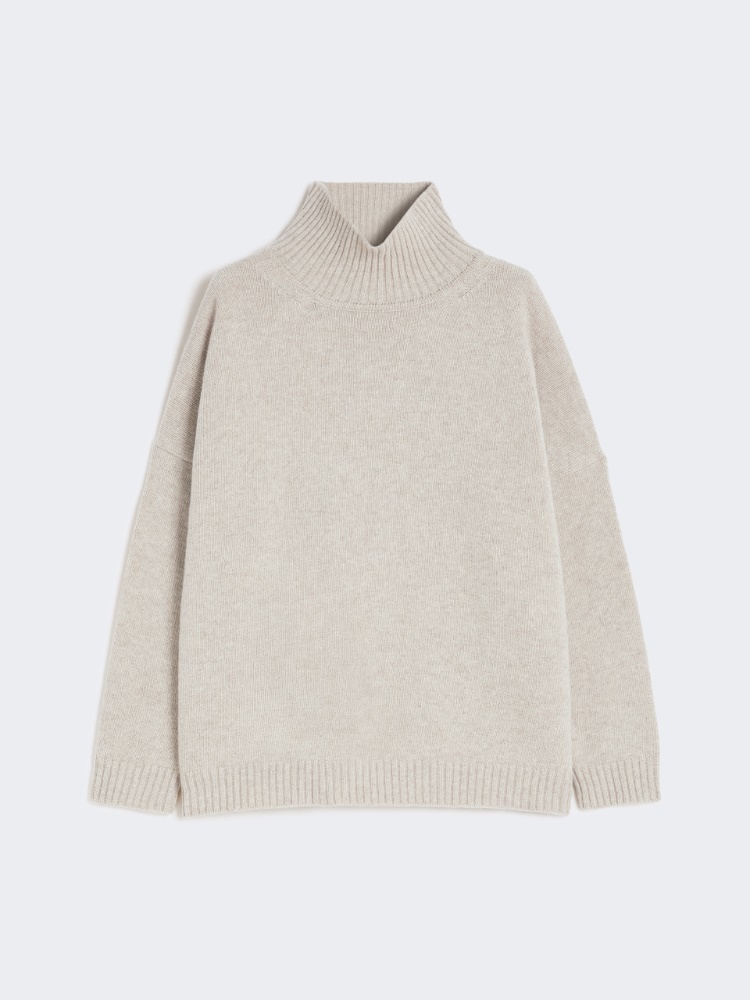 - Max Mara