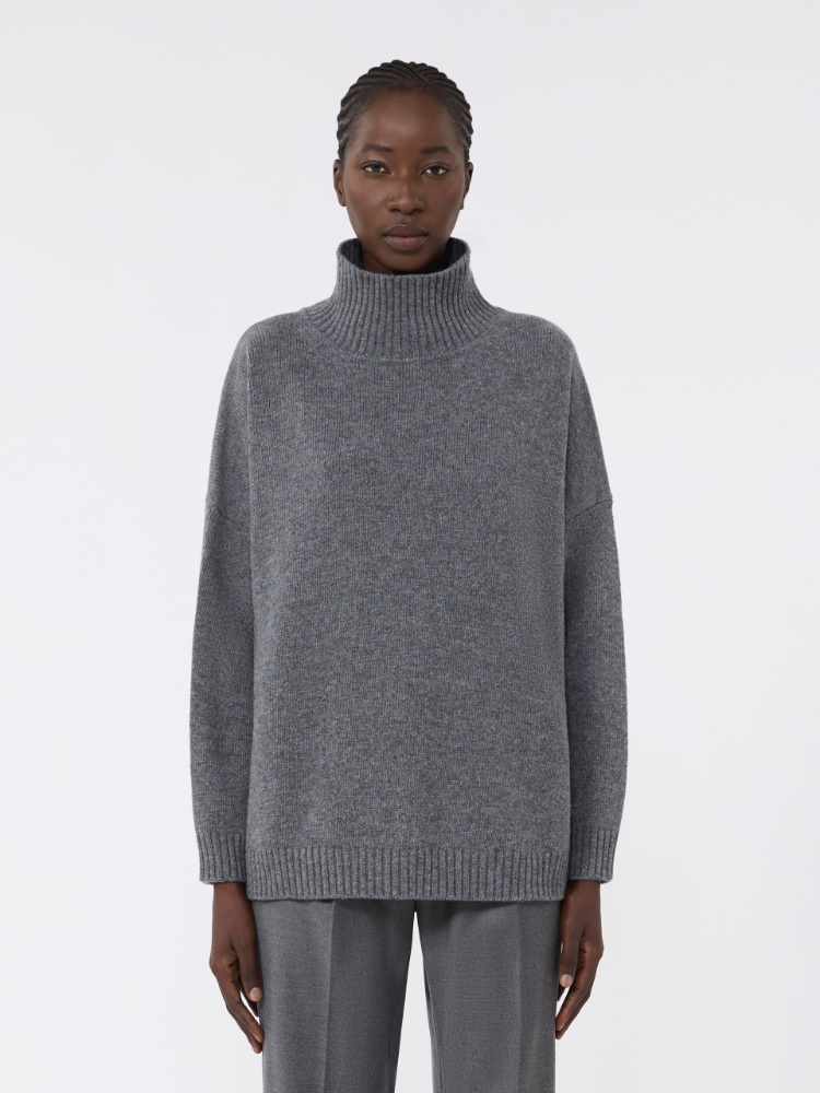  - Max Mara