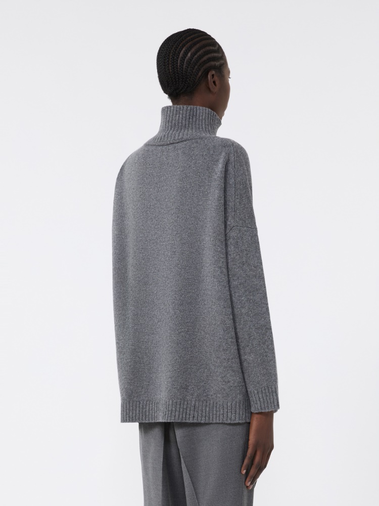  - Max Mara