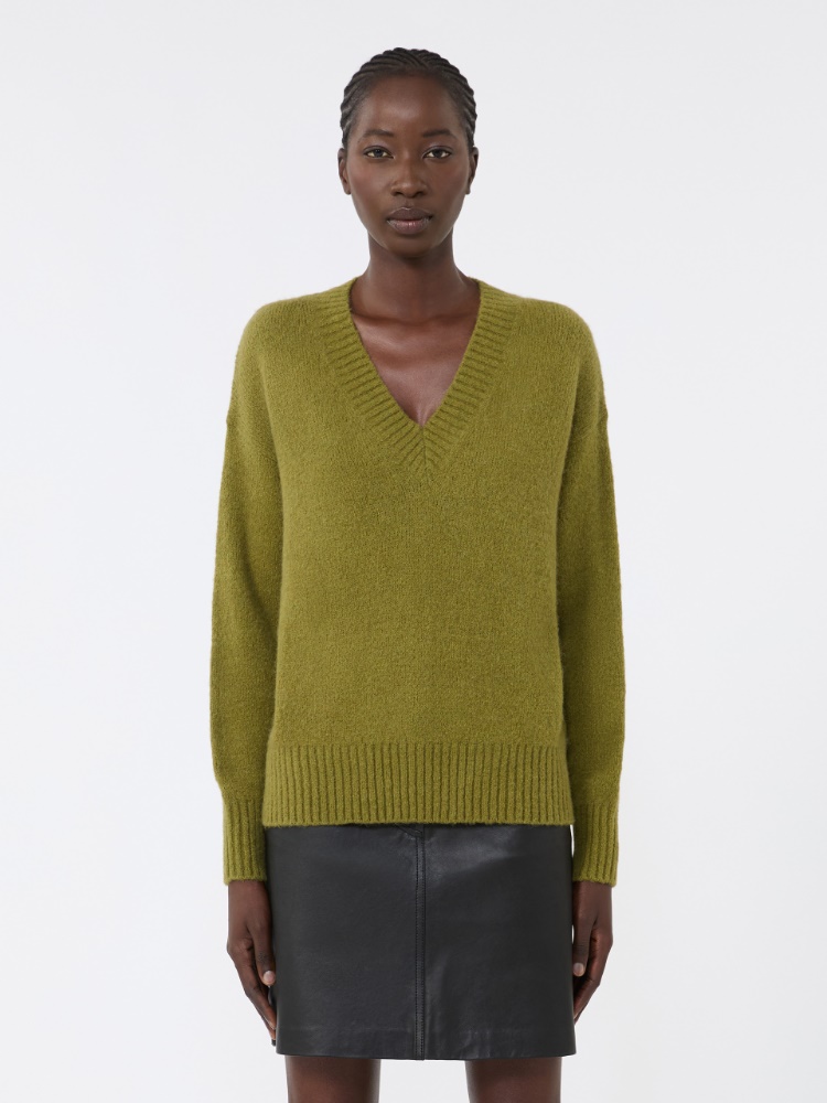  - Max Mara