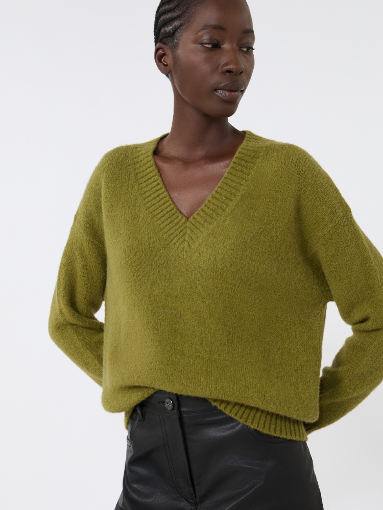  - Max Mara