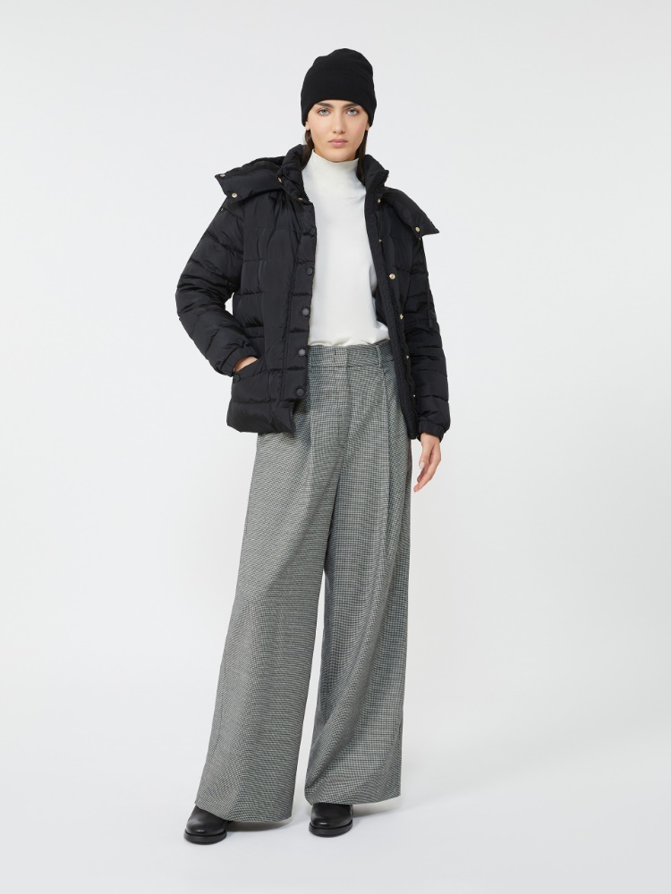 Piumino corto in taffetà antigoccia - NERO - Max Mara