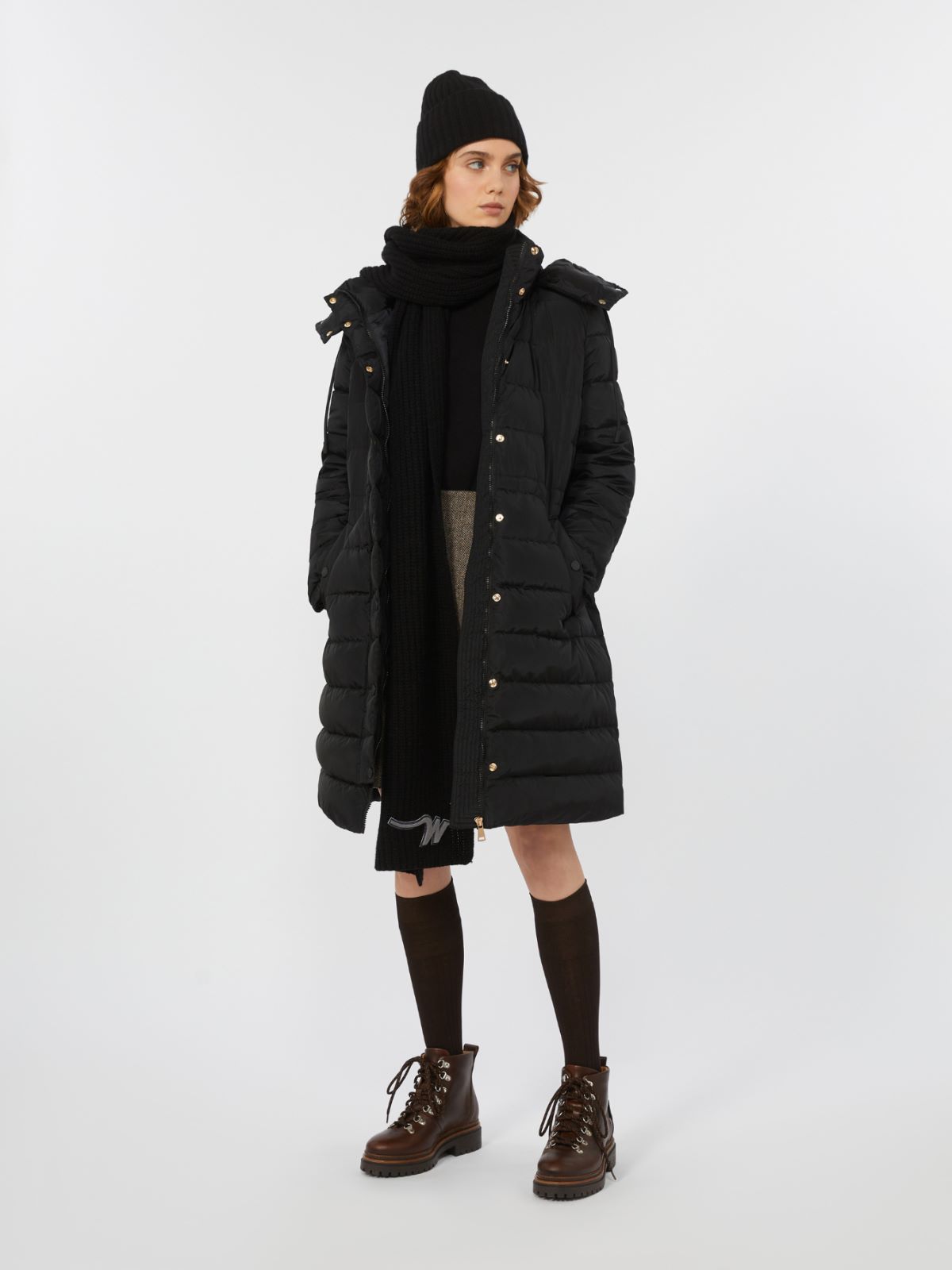 Slim-fit down jacket in water-repellent taffeta - BLACK - Max Mara