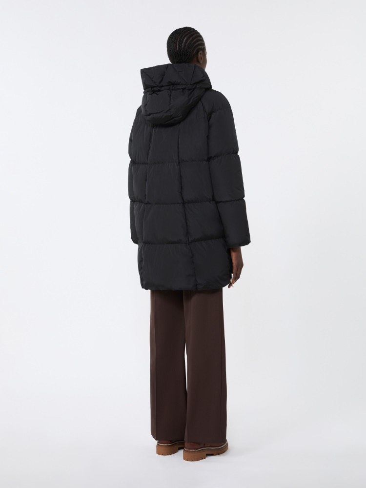  - Max Mara