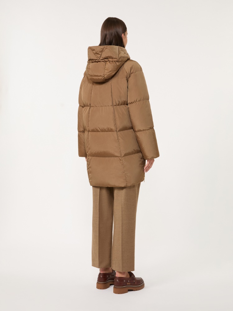  - Max Mara