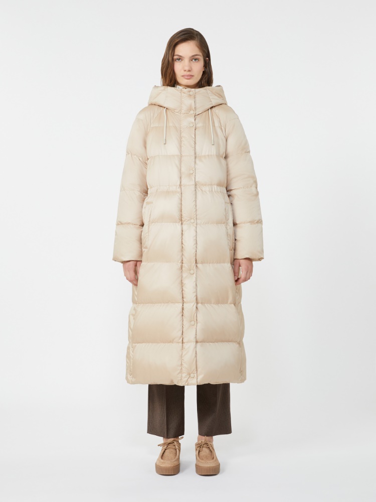  - Max Mara