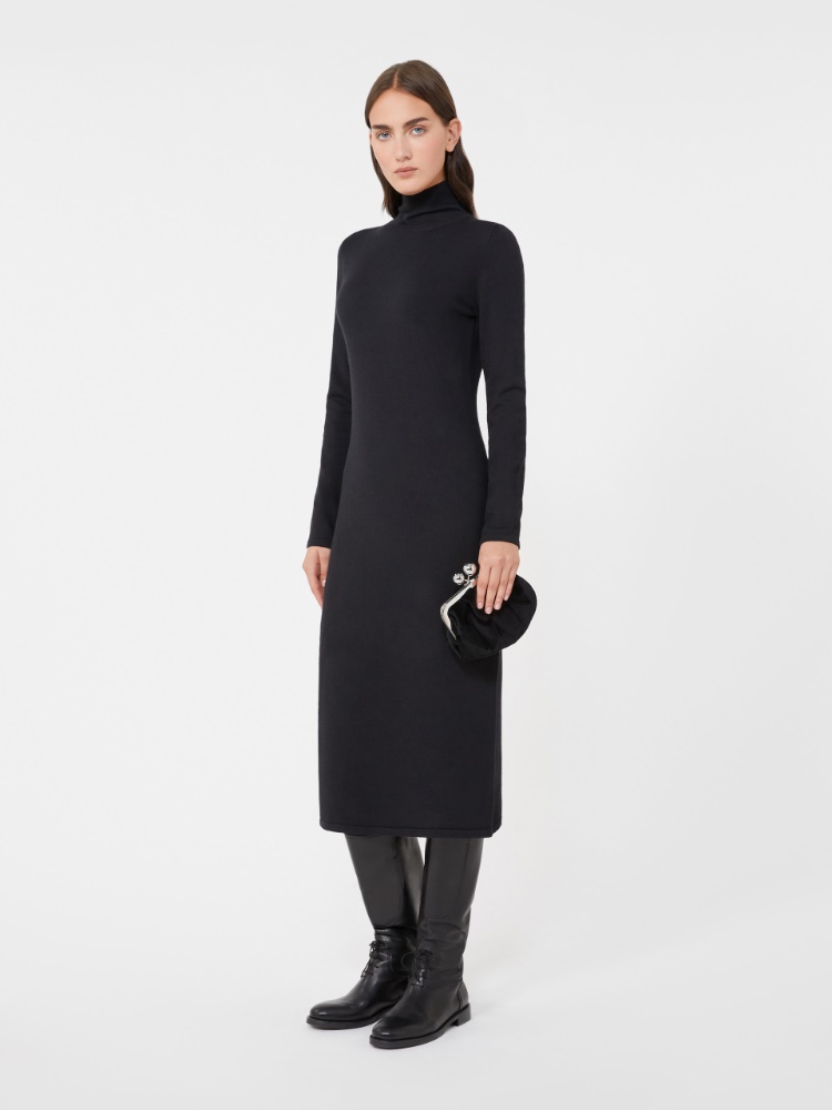  - Max Mara