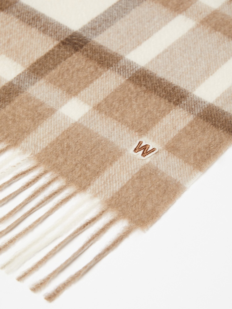  - Max Mara