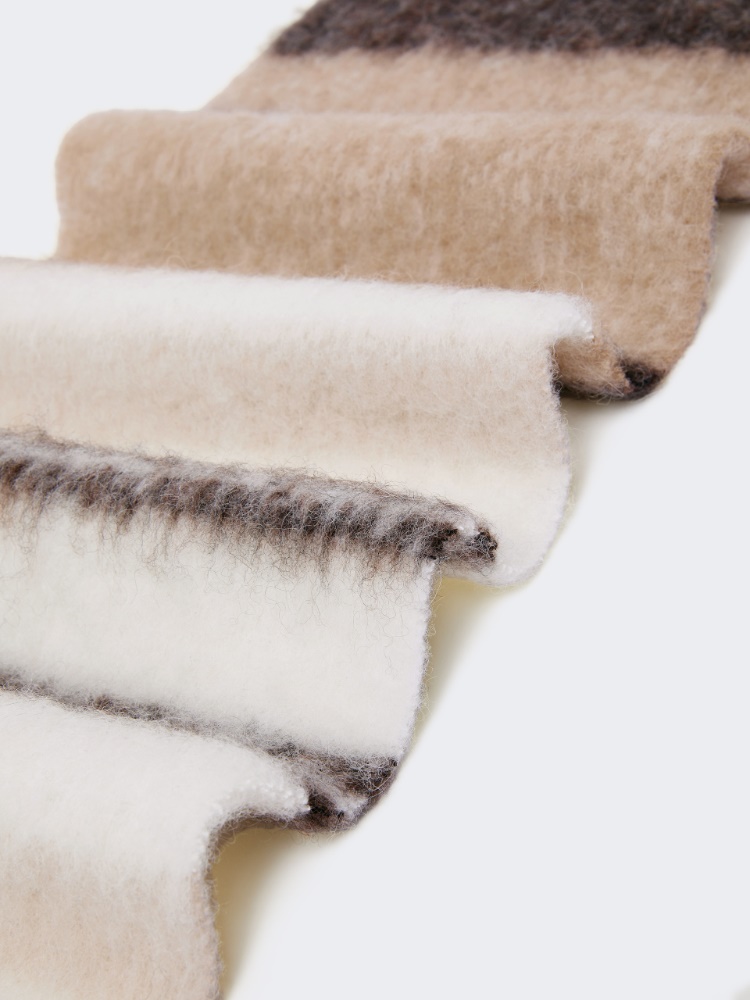  - Max Mara