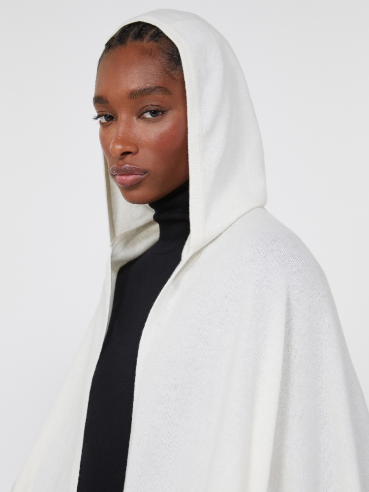  - Max Mara