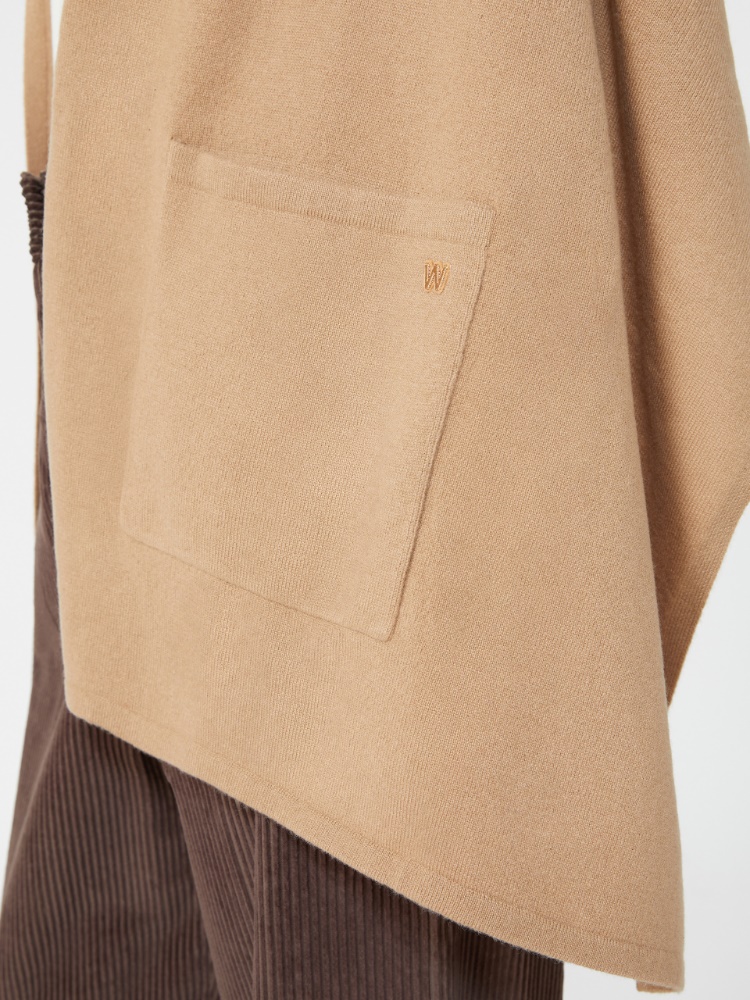  - Max Mara