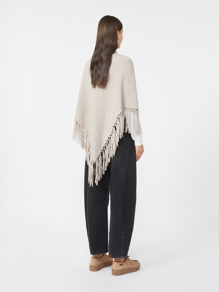 Wool shawl with fringes, beige | 
