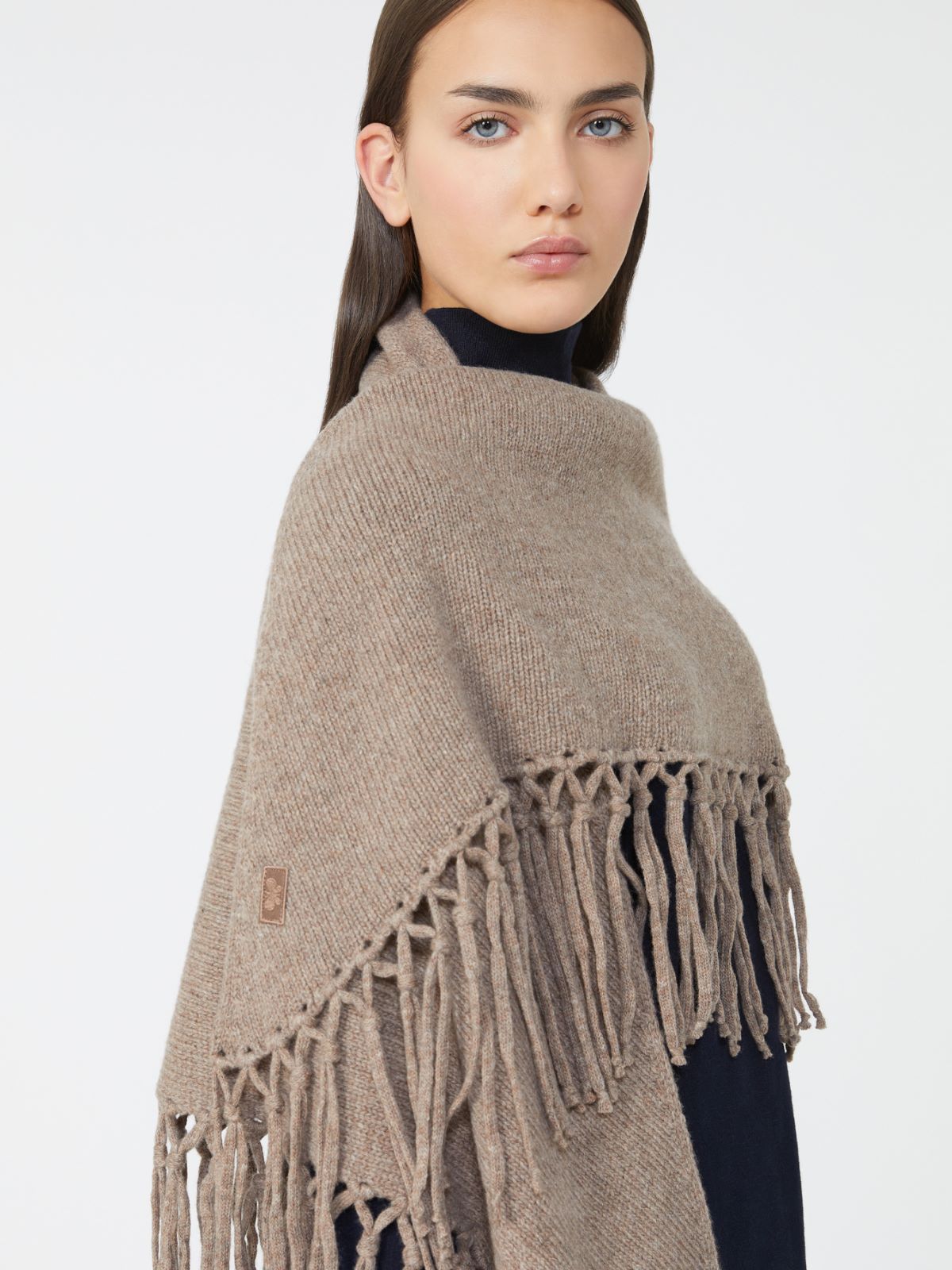Wool shawl with fringes - BROWN - Max Mara - 4