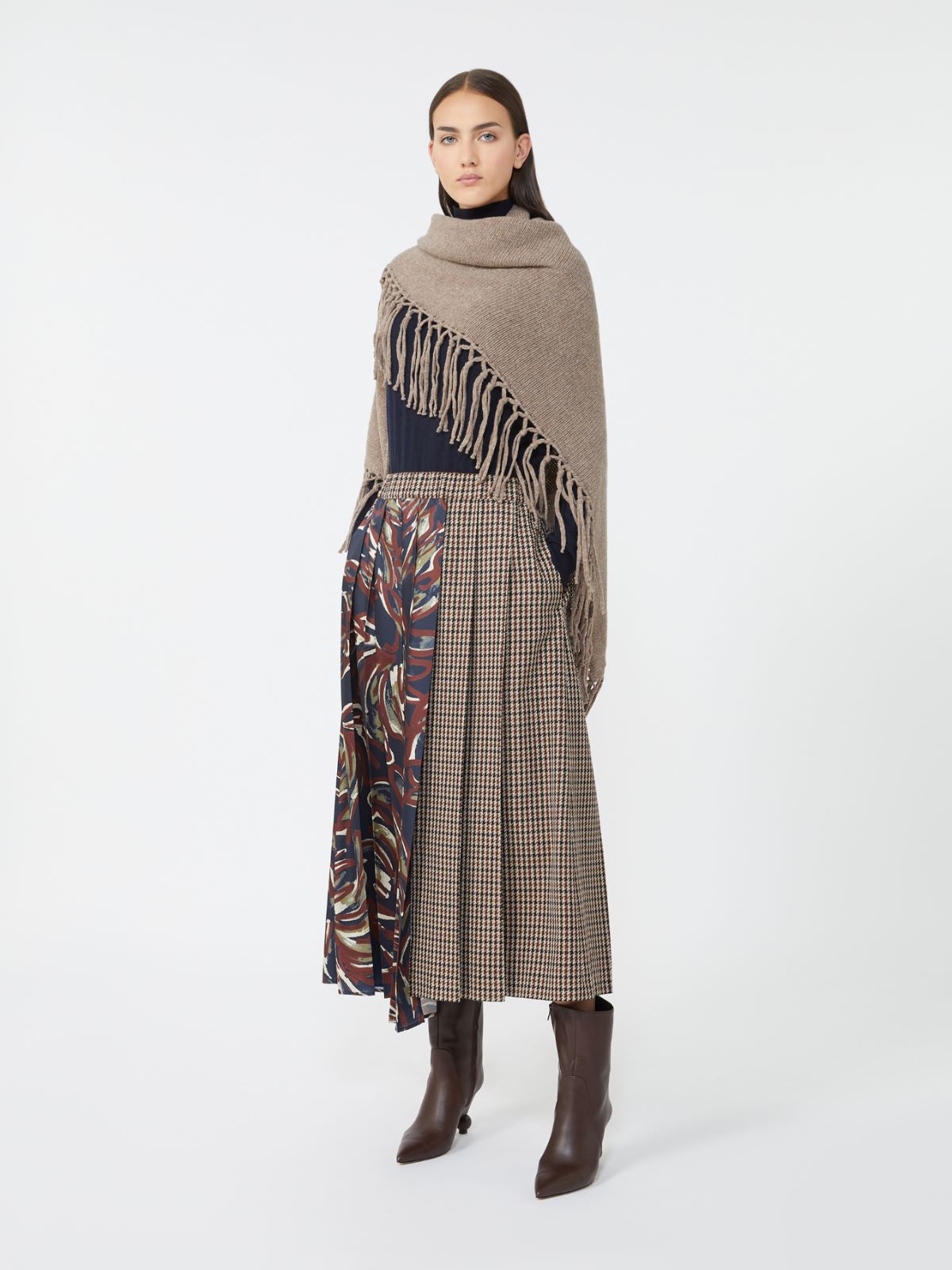 Wool shawl with fringes - BROWN - Max Mara