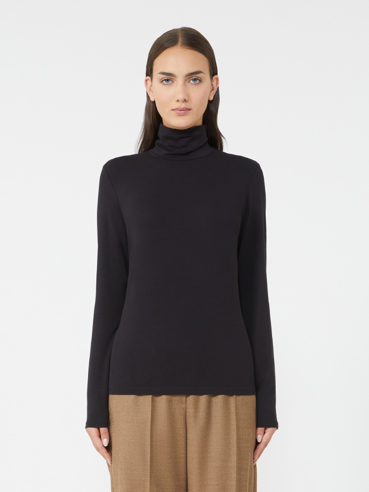 - Max Mara