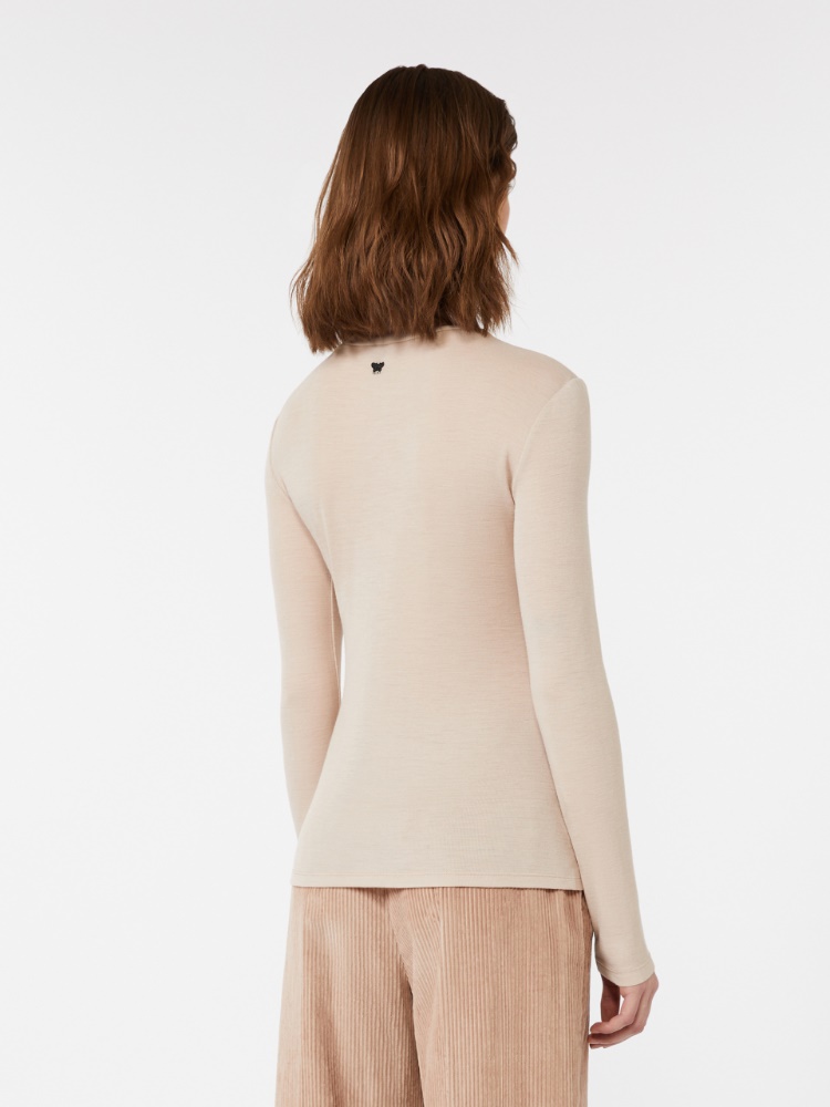 - Max Mara