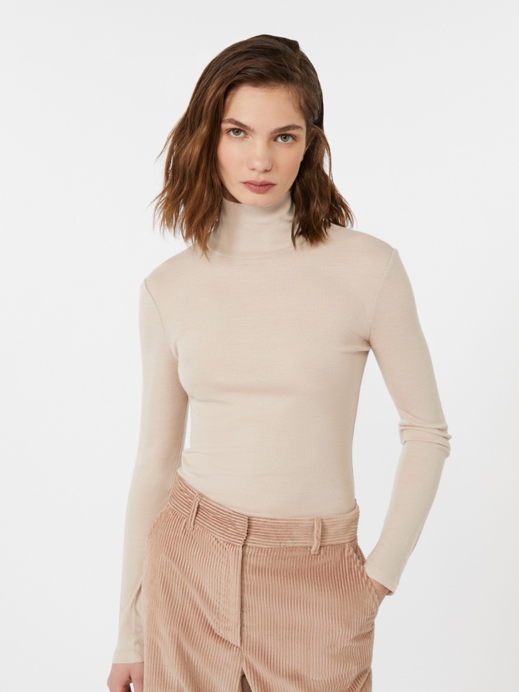 - Max Mara