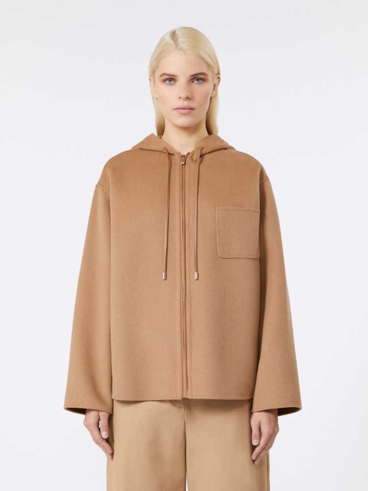 【関税＆送料込み】Max Mara Cap In Cashmere 4731105106032-w-potente.jpg