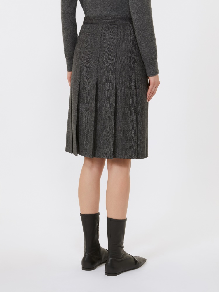 - Max Mara
