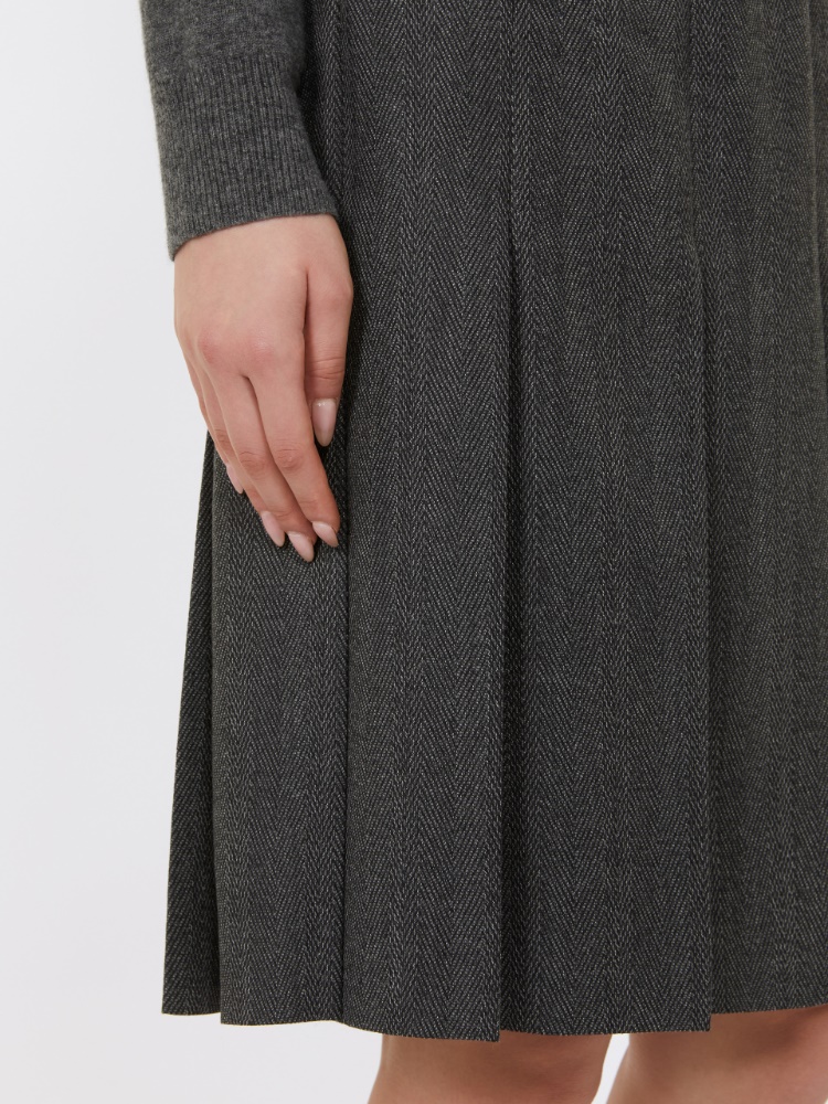 - Max Mara