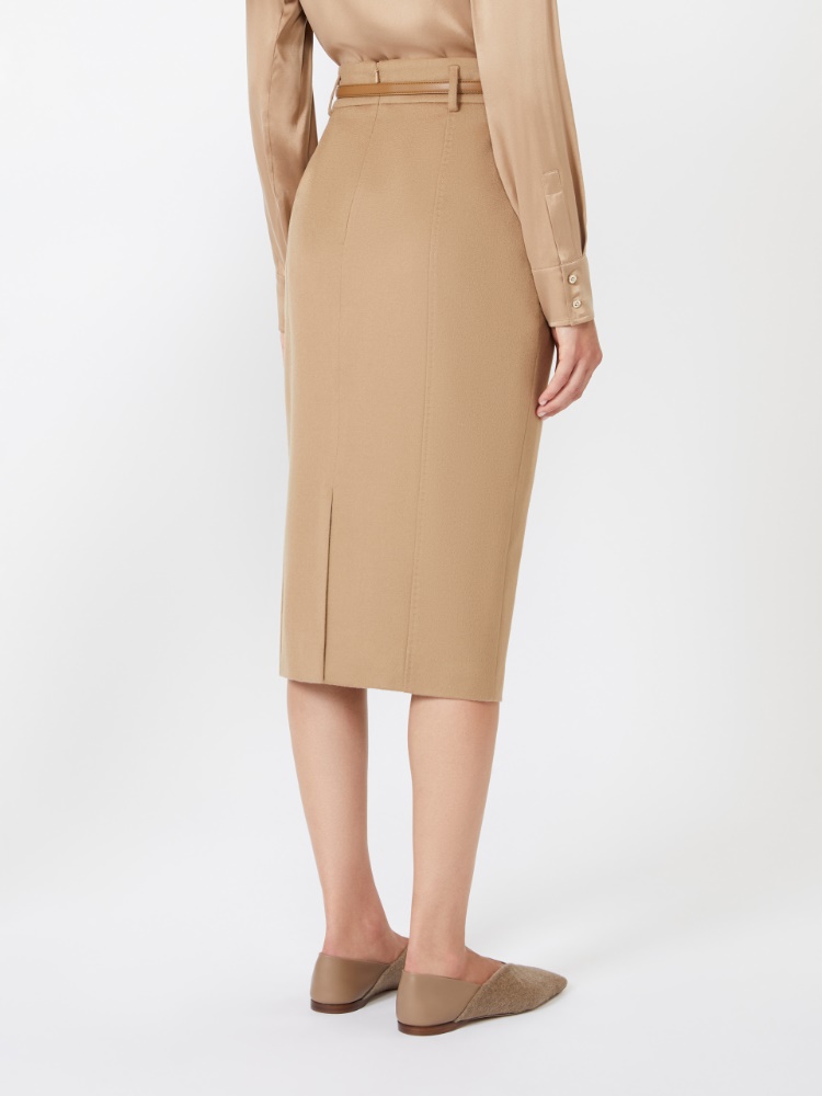  - Max Mara