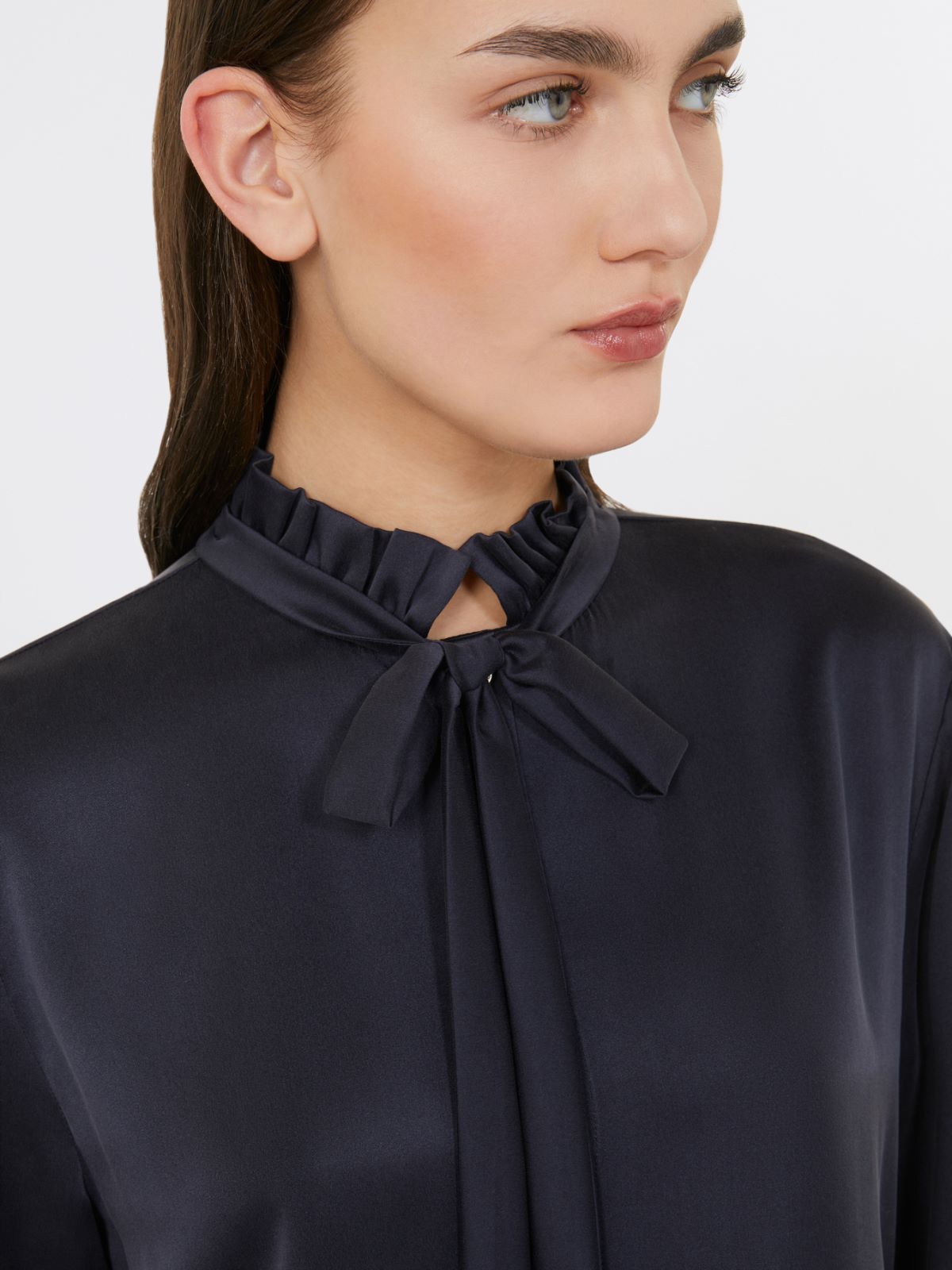 Silk satin blouse - ULTRAMARINE - Max Mara - 4