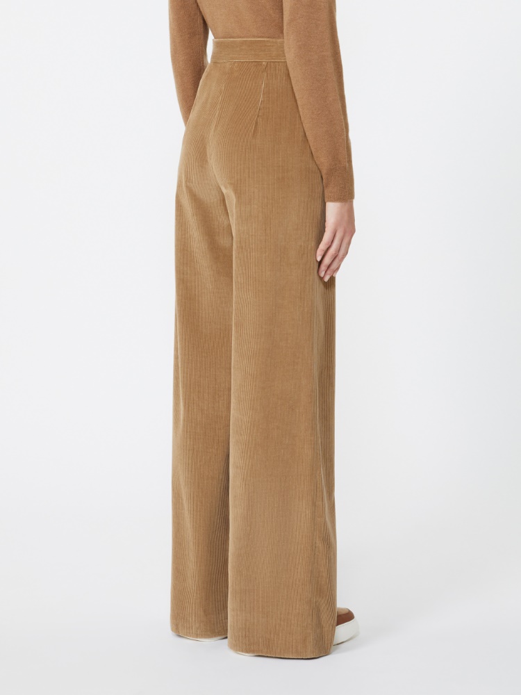 - Max Mara