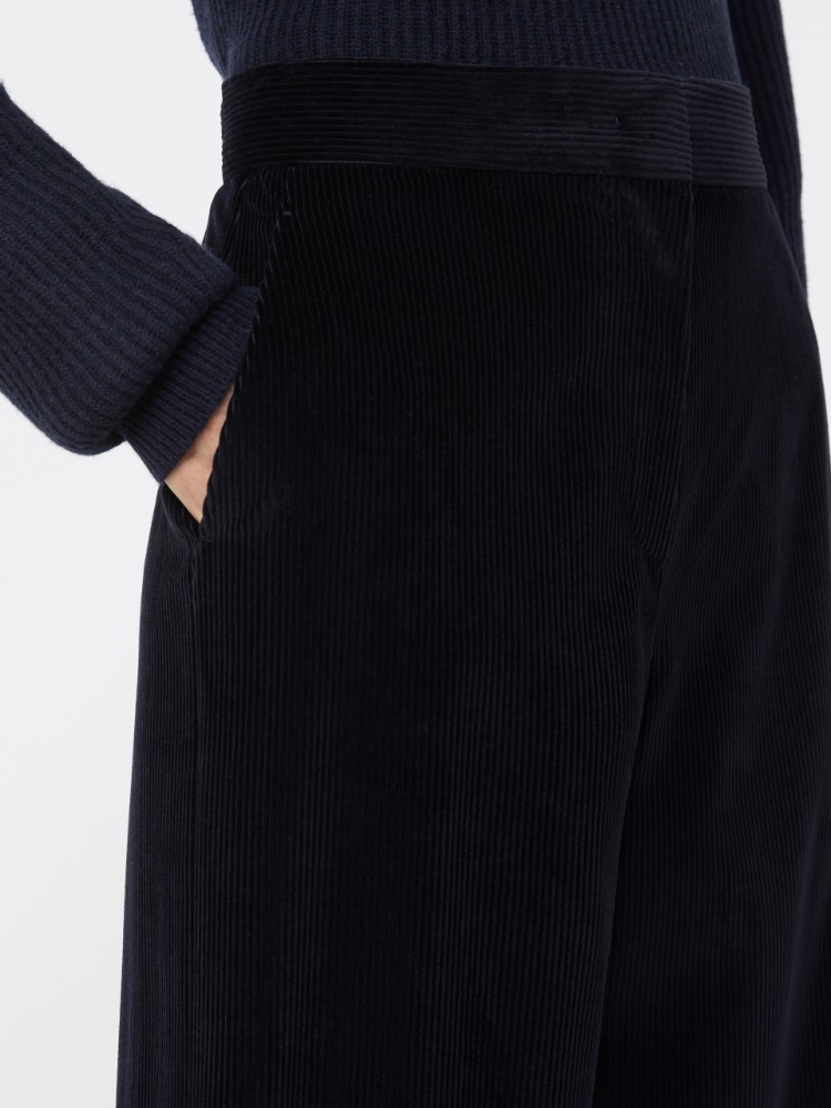  - Max Mara