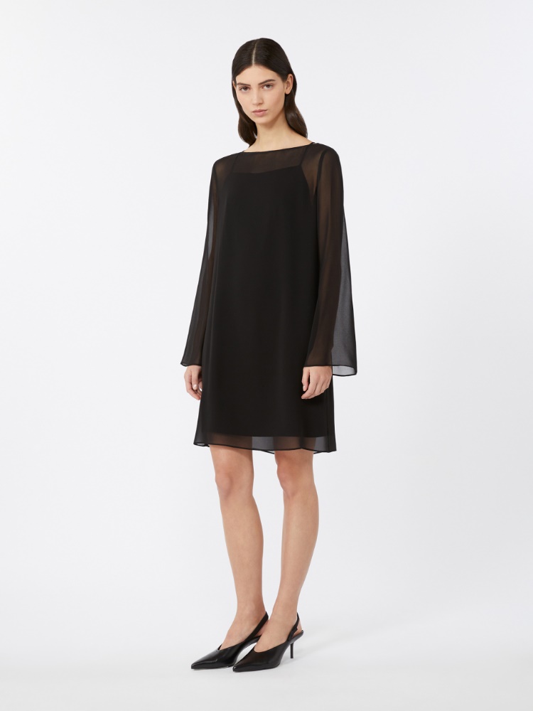 最終【MaxMara】iBlues イブルース♥️マックスマーラ コートM　美品 MAXMARA WEEKEND LINE 【セール40%OFF 】 MAX MARA レディース