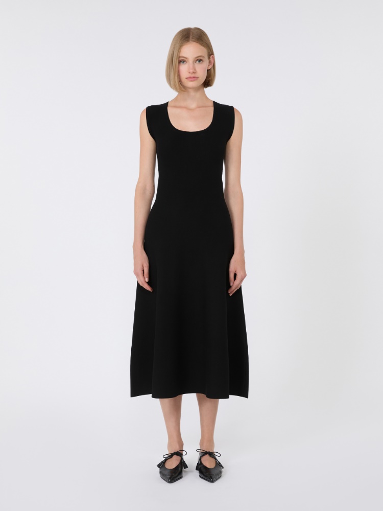  - Max Mara