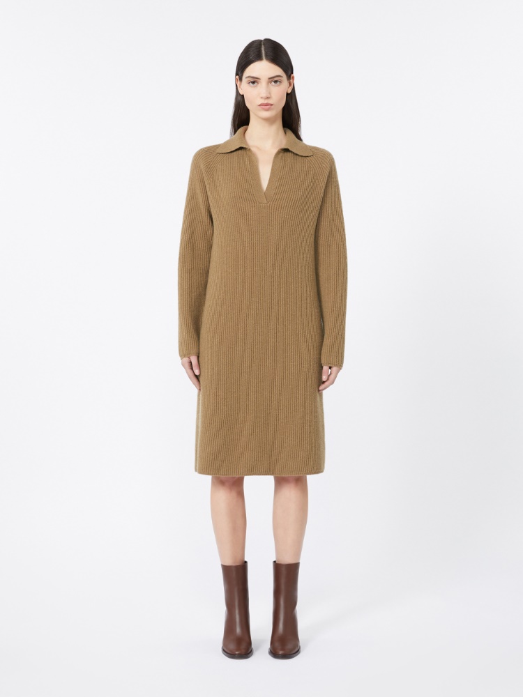  - Max Mara