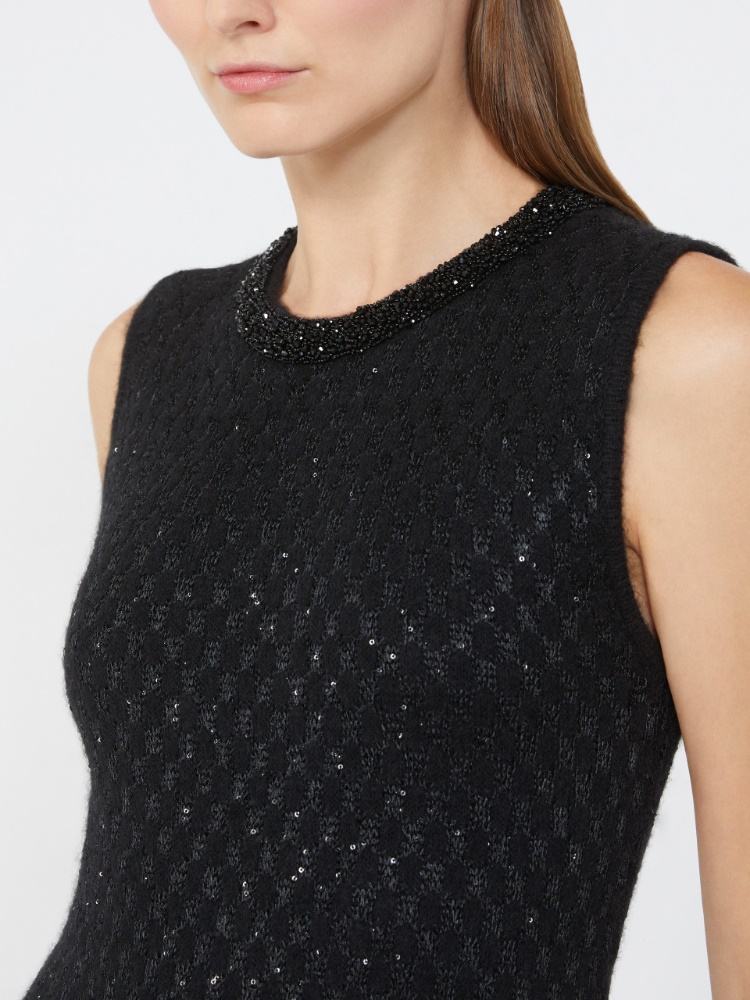 - Max Mara