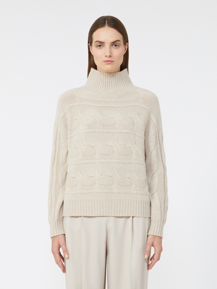  - Max Mara