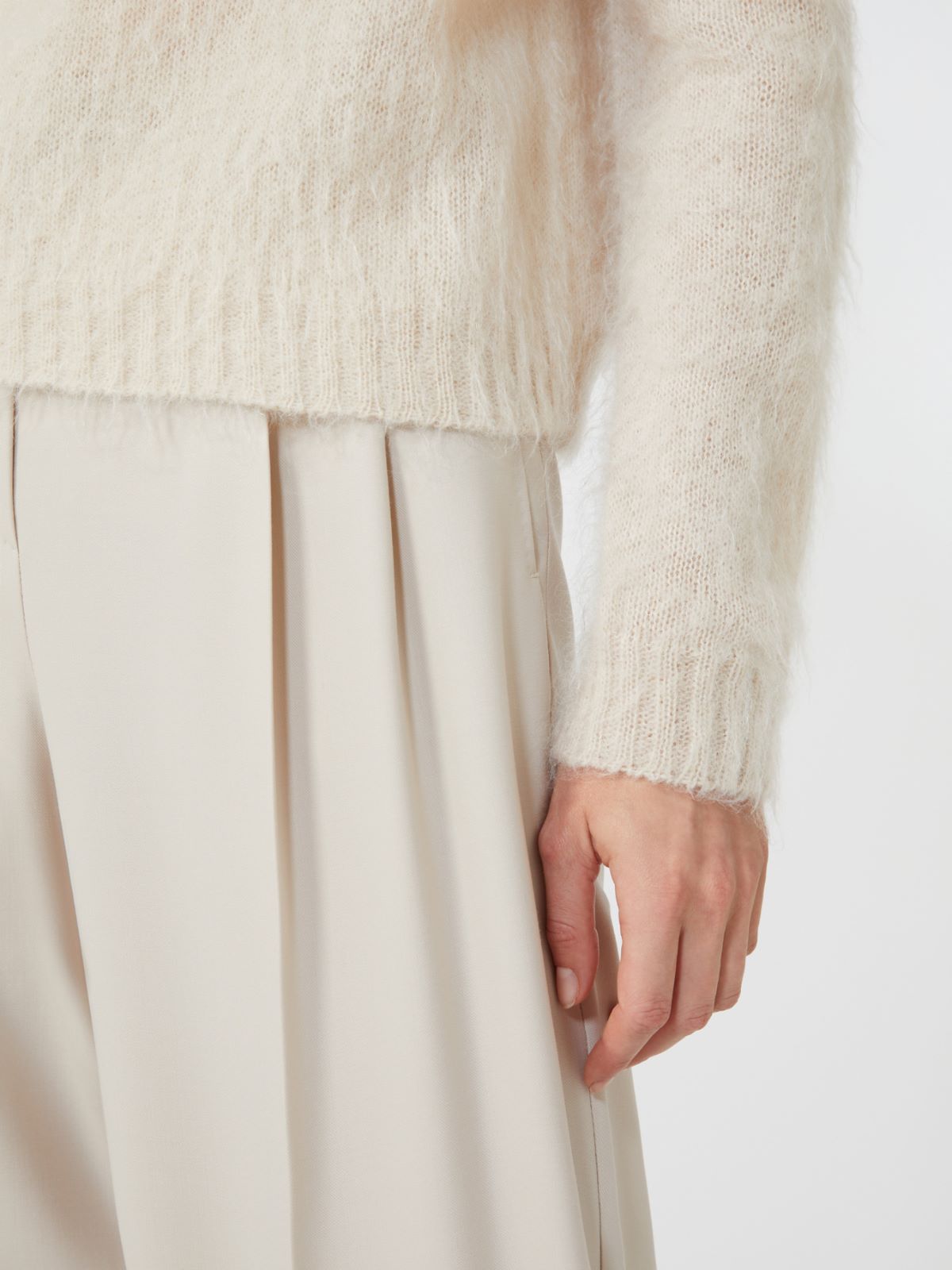 Crewneck sweater in mohair blend yarn - BEIGE - Max Mara - 5