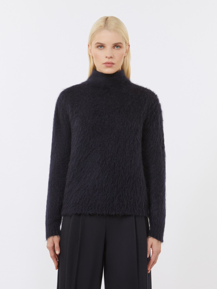  - Max Mara