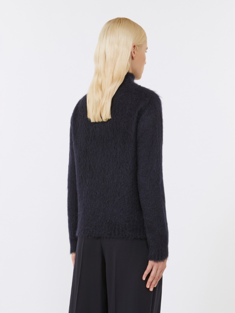  - Max Mara