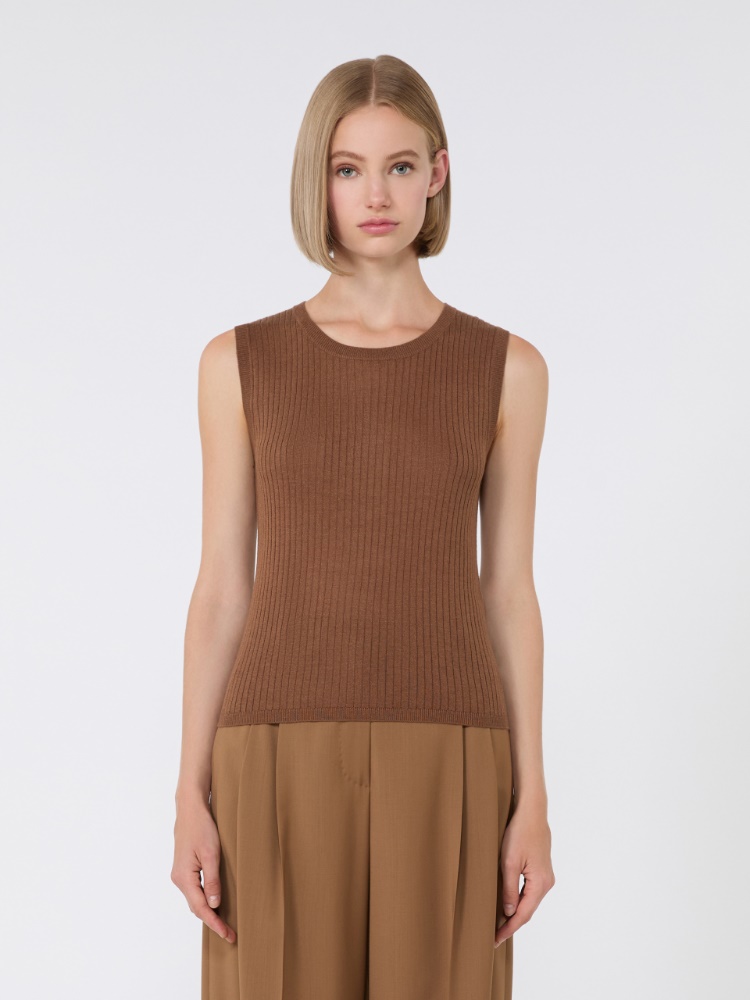  - Max Mara