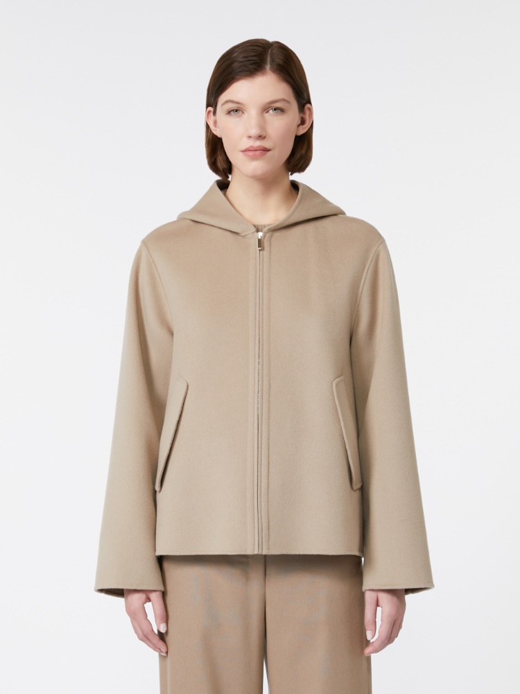  - Max Mara
