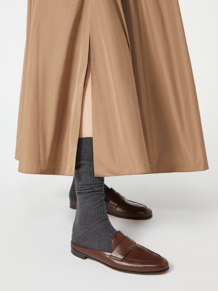 DT★Max Mara★zarda プリーツタフタスカート Weekend Max Mara ZARDA タフタ ミディ プリーツ スカート 無地