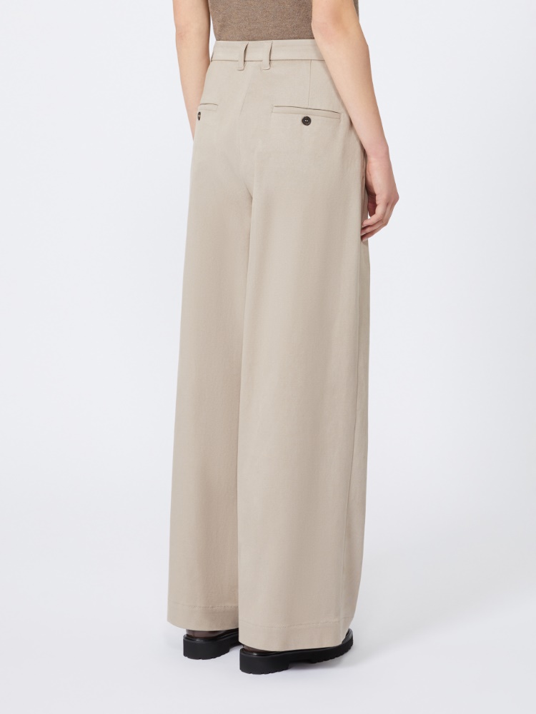  - Max Mara