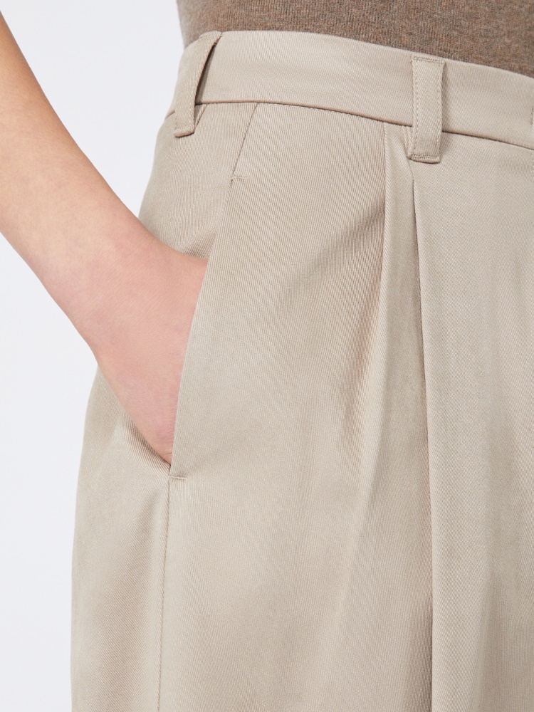  - Max Mara