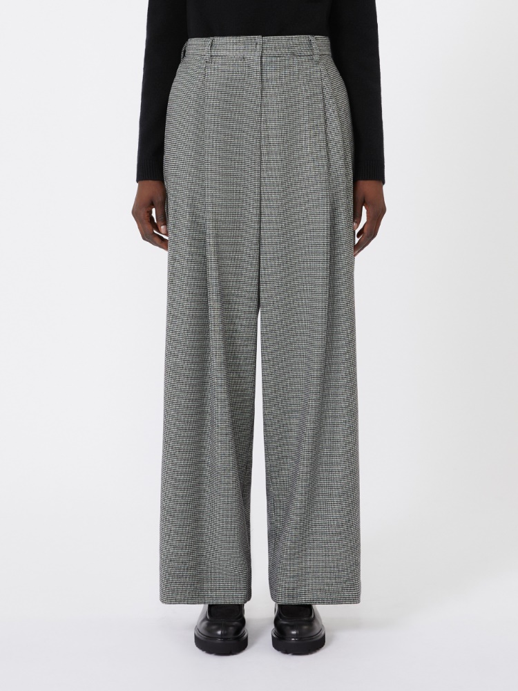  - Max Mara