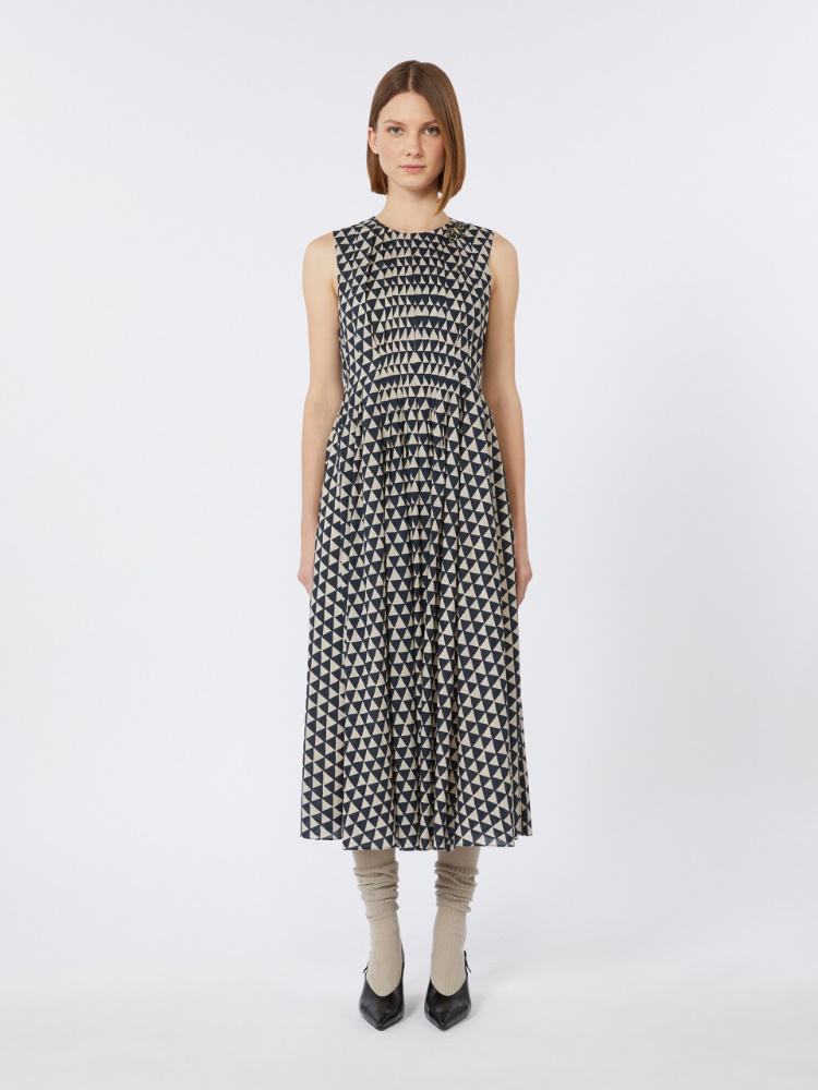  - Max Mara