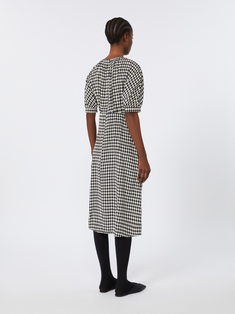  - Max Mara