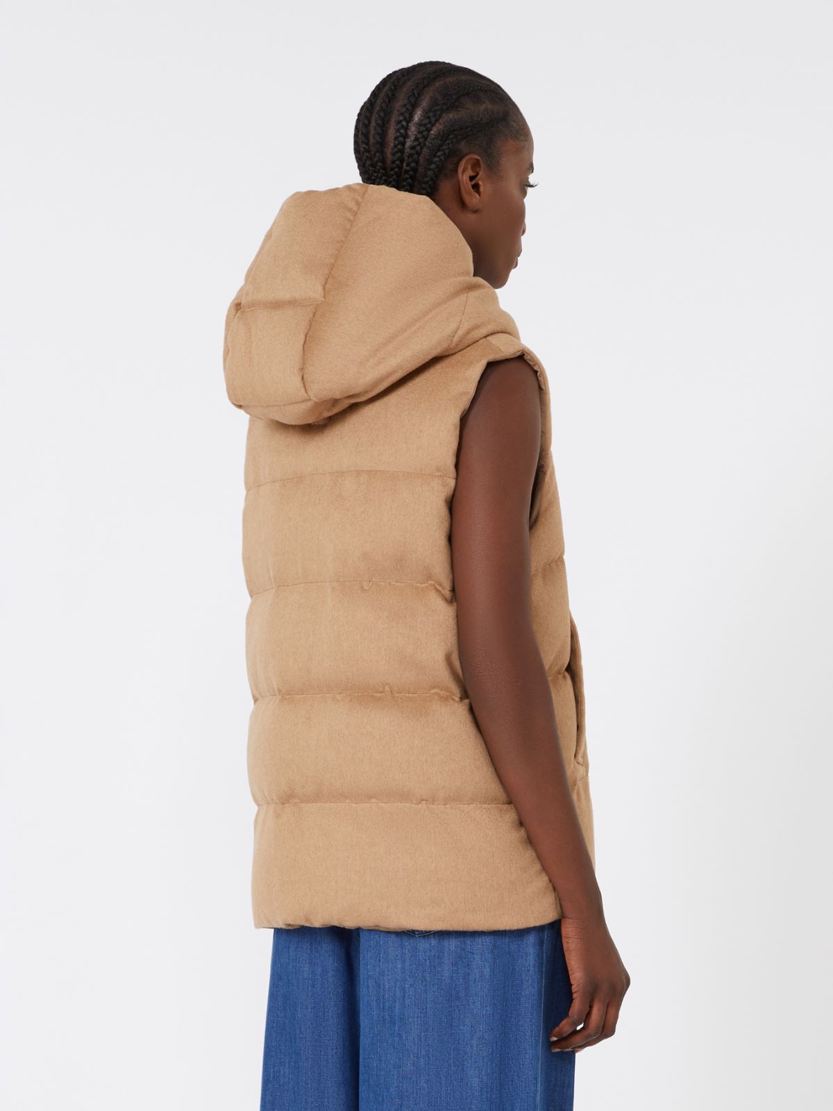 Reversible padded gilet in camel and water-repellent taffeta - CAMEL - Max Mara - 3